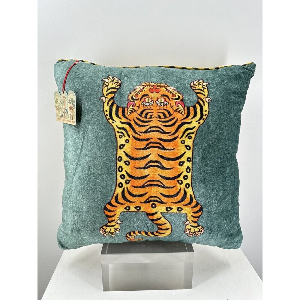 Amnana Casa Tibetan Tiger Tassels Emerald Tone Velvet Throw Pillow 20”x20”